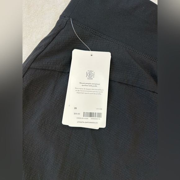 NWT Athleta Trekkie North Short in Black - Picture 10 of 15